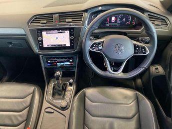 VOLKSWAGEN TIGUAN 2.0 Tdi R-Line Suv 5Dr Diesel Dsg 4Motion Euro 6 (S/S) (150 Ps)