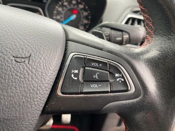 FORD KUGA 2.0 Tdci St-Line Suv 5Dr Diesel Powershift Awd Euro 6 (S/S) (180