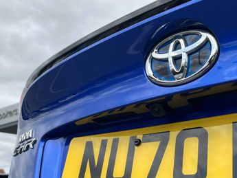 TOYOTA C-HR 1.8 Hybrid Icon 5Dr Cvt
