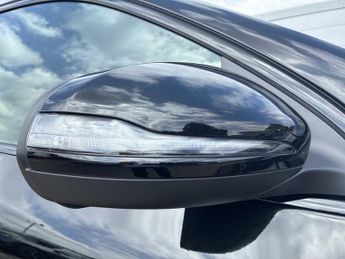 MERCEDES-BENZ EQA Eqa 250+ 140Kw Urban Edition 70.5Kwh 5Dr Auto