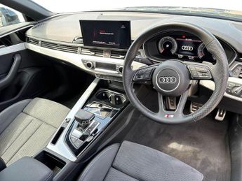 AUDI A4 2.0 Tdi 35 S Line Saloon 4Dr Diesel S Tronic Euro 6 (S/S) (163 P