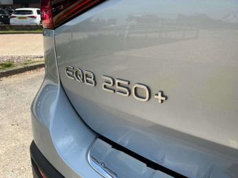MERCEDES-BENZ EQB Eqb 250+ 140Kw Urban Edition 70.5Kwh 5Dr Auto