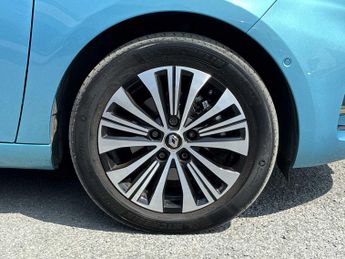RENAULT ZOE 100Kw Techno R135 50Kwh 5Dr Auto