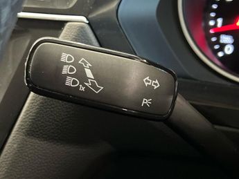 VOLKSWAGEN TIGUAN 1.5 Tsi Life Suv 5Dr Petrol Dsg Euro 6 (S/S) (150 Ps)