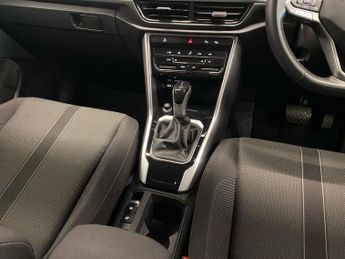 VOLKSWAGEN T-ROC 1.5 Tsi Life Suv 5Dr Petrol Dsg Euro 6 (S/S) (150 Ps)