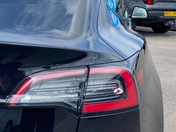 TESLA MODEL 3 Standard Plus 4Dr Auto