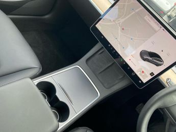 TESLA MODEL 3 Standard Plus 4Dr Auto