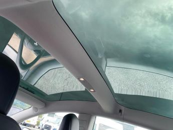 TESLA MODEL 3 Standard Plus 4Dr Auto