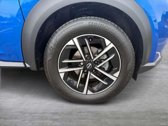 NISSAN JUKE 1.0 Dig-T N-Connecta 5Dr Dct
