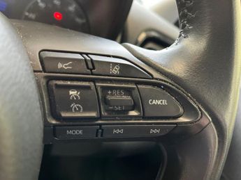 TOYOTA YARIS 1.5 Vvt-H Icon Hatchback 5Dr Petrol Hybrid E-Cvt Euro 6 (S/S) (1