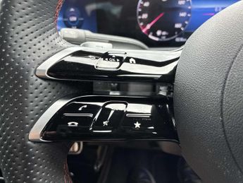 MERCEDES-BENZ CLA Cla 180 Amg Line Premium 4Dr Tip Auto