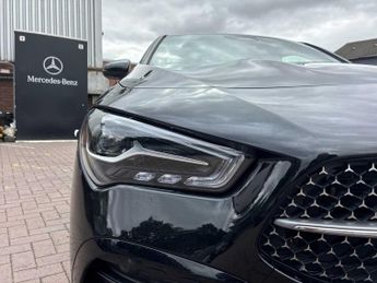 MERCEDES-BENZ CLA Cla 180 Amg Line Premium 4Dr Tip Auto