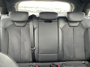 AUDI Q5 2.0 Tdi 40 S Line Suv 5Dr Diesel S Tronic Quattro Euro 6 (S/S) (