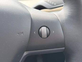 TESLA MODEL Y (Dual Motor) Long Range Suv 5Dr Electric Auto 4Wde (384 Bhp)