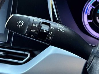 KIA NIRO 1.6 Gdi Hybrid 2 5Dr Dct
