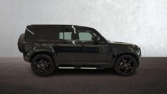 LAND ROVER DEFENDER 3.0 D250 X-Dynamic Se 110 5Dr Auto