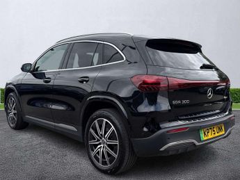 MERCEDES-BENZ EQA Eqa 300 4M 168Kw Amg Line Executive 70.5Kwh 5Dr At