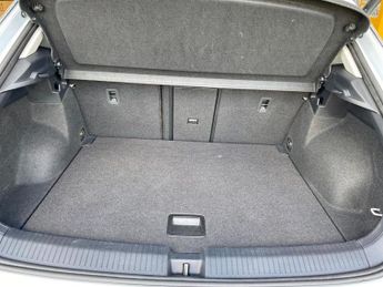 VOLKSWAGEN T-ROC 1.5 Tsi Evo Active Suv 5Dr Petrol Dsg Euro 6 (S/S) (150 Ps)