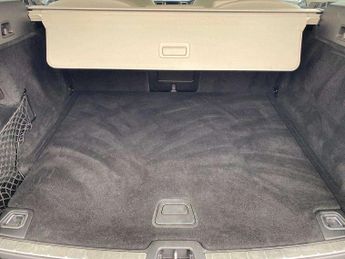 VOLVO XC60 2.0 B4D Momentum 5Dr Geartronic