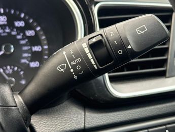 KIA XCEED Xceed 1.6 Gdi Phev 3 5Dr Dct Hatchback