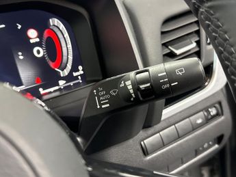 NISSAN QASHQAI 1.5 H E-Power N-Connecta Suv 5Dr Petrol Hybrid Auto Euro 6 (S/S)