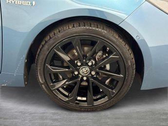 TOYOTA COROLLA 1.8 Vvt-H Excel Hatchback 5Dr Petrol Hybrid Cvt Euro 6 (S/S) (12