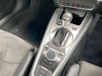 AUDI TT 2.0 Tfsi 40 Sport Coupe 3Dr Petrol S Tronic Euro 6 (S/S) (197 Ps