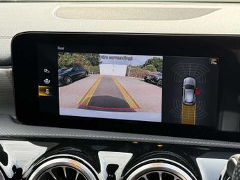MERCEDES-BENZ A CLASS A200D Exclusive Edition 5Dr Auto