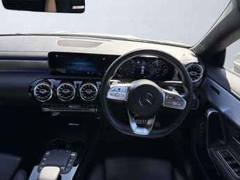 MERCEDES-BENZ CLA Cla 250E Amg Line Premium 4Dr Tip Auto