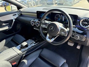 MERCEDES-BENZ CLA Cla 250E Amg Line Premium 4Dr Tip Auto