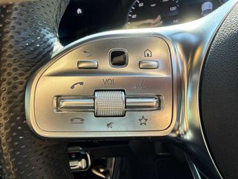MERCEDES-BENZ CLA Cla 250E Amg Line Premium 4Dr Tip Auto