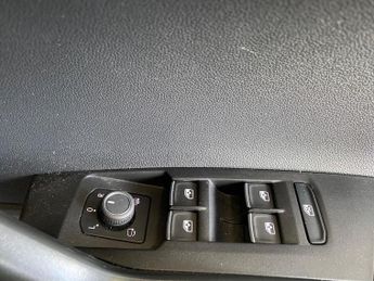 VOLKSWAGEN POLO 1.0 Tsi R-Line Hatchback 5Dr Petrol Dsg Euro 6 (S/S) (95 Ps)