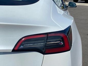 TESLA MODEL 3 Standard Plus 4Dr Auto