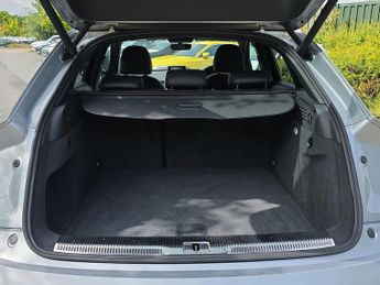 AUDI Q3 2.0 Tdi Black Edition Suv 5Dr Diesel S Tronic Quattro Euro 6 (S/