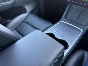 TESLA MODEL Y (Dual Motor) Long Range Suv 5Dr Electric Auto 4Wde (384 Bhp)