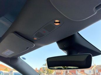 TESLA MODEL Y (Dual Motor) Long Range Suv 5Dr Electric Auto 4Wde (384 Bhp)