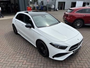 MERCEDES-BENZ A CLASS A200 Amg Line Premium Plus 5Dr Auto
