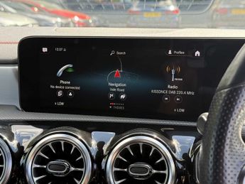 MERCEDES-BENZ CLA Cla 180 Amg Line Executive 4Dr Tip Auto