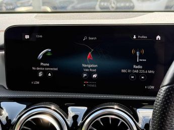 MERCEDES-BENZ CLA Cla 180 Amg Line Executive 4Dr Tip Auto