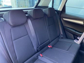 SKODA KAROQ 1.5 Tsi Act Se Drive Suv 5Dr Petrol Dsg Euro 6 (S/S) (150 Ps)