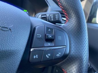 FORD KUGA 2.5 Phev St-Line Edition 5Dr Cvt