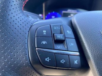 FORD KUGA 2.5 Phev St-Line Edition 5Dr Cvt