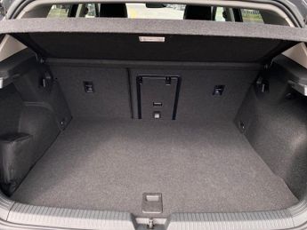 VOLKSWAGEN GOLF 1.5 Tsi Ehybrid 19.7Kwh Match Hatchback 5Dr Petrol Plug-In Hybri