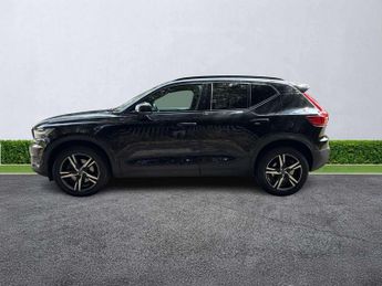 VOLVO XC40 2.0 B4P R Design 5Dr Auto