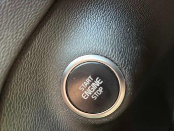 VOLVO XC40 1.5 T3 [163] R Design 5Dr Geartronic