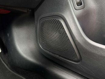 MERCEDES-BENZ CLA Cla 180 Amg Line Executive 4Dr Tip Auto