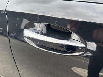 MERCEDES-BENZ A CLASS A200 Amg Line Premium 5Dr Auto