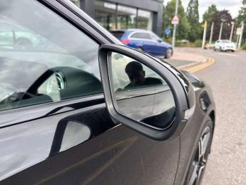 MERCEDES-BENZ A CLASS A200 Amg Line Premium 5Dr Auto