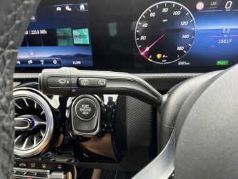 MERCEDES-BENZ CLA Cla 250E Amg Line Premium 5Dr Tip Auto