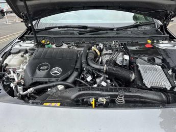 MERCEDES-BENZ CLA Cla 250E Amg Line Premium 5Dr Tip Auto